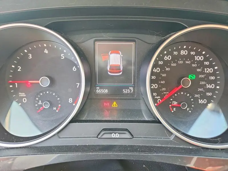 2019 VOLKSWAGEN TIGUAN SE  