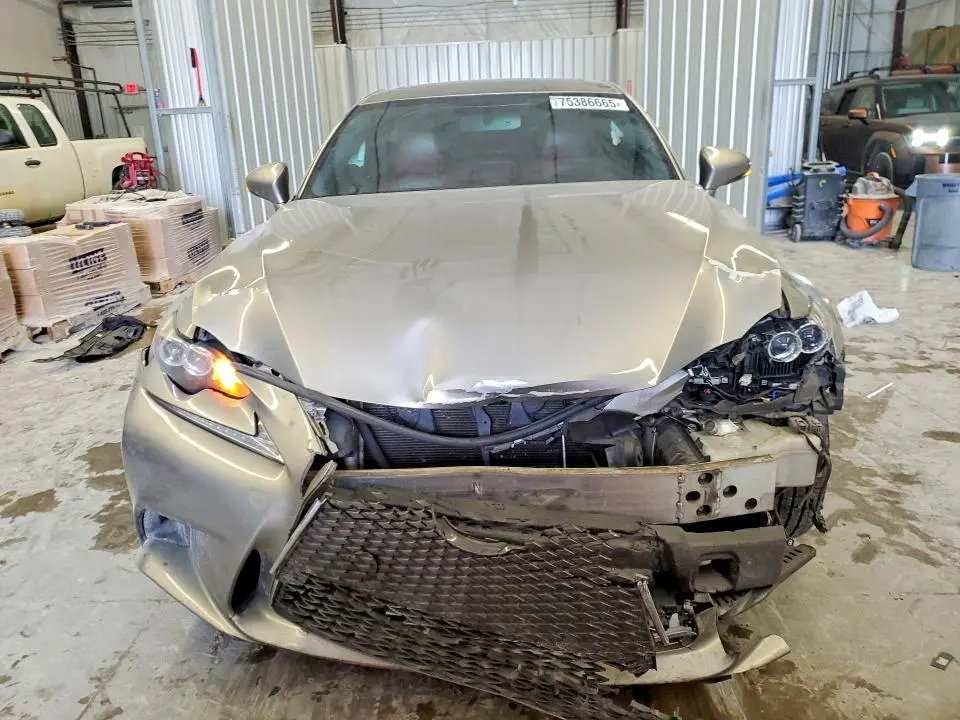 2016 LEXUS IS 200T  