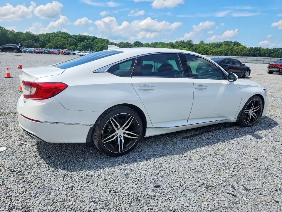 2021 HONDA ACCORD TOURING  