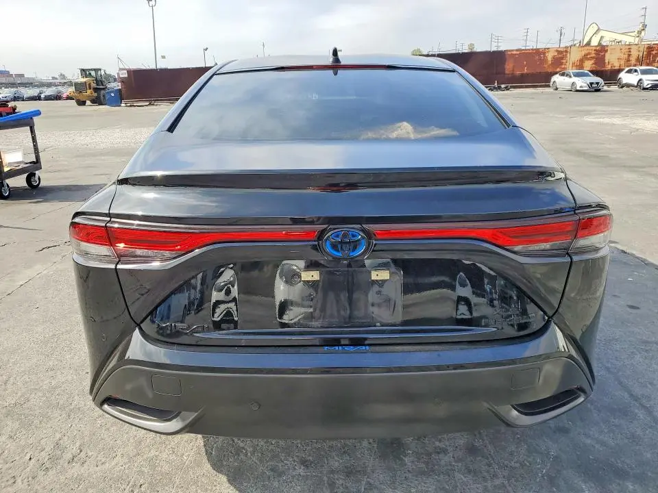 2021 TOYOTA MIRAI XLE  