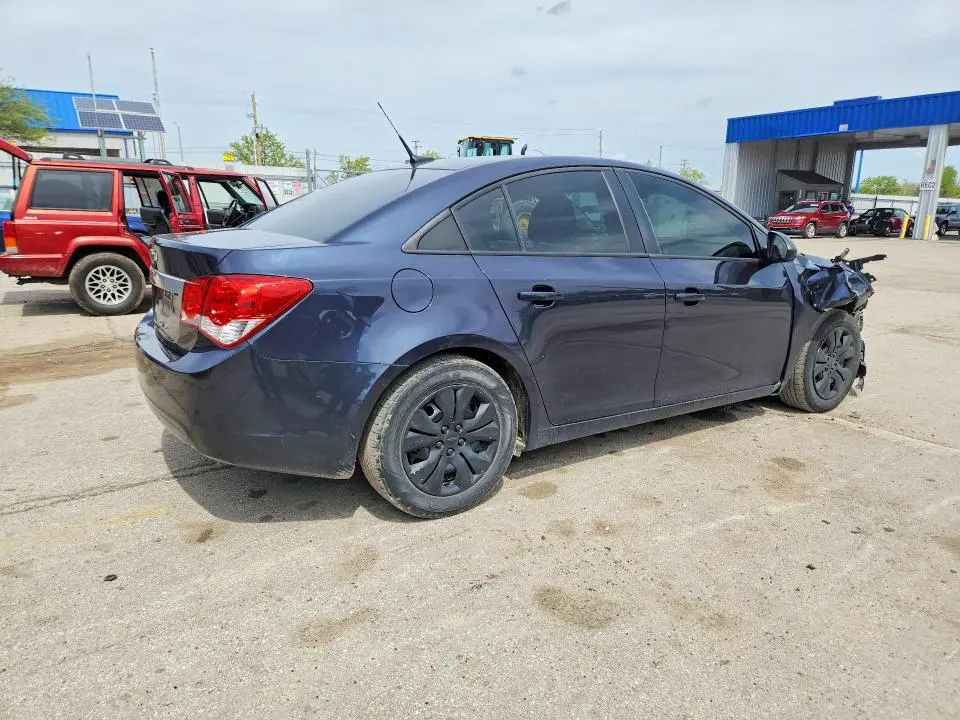 2014 CHEVROLET CRUZE LS  