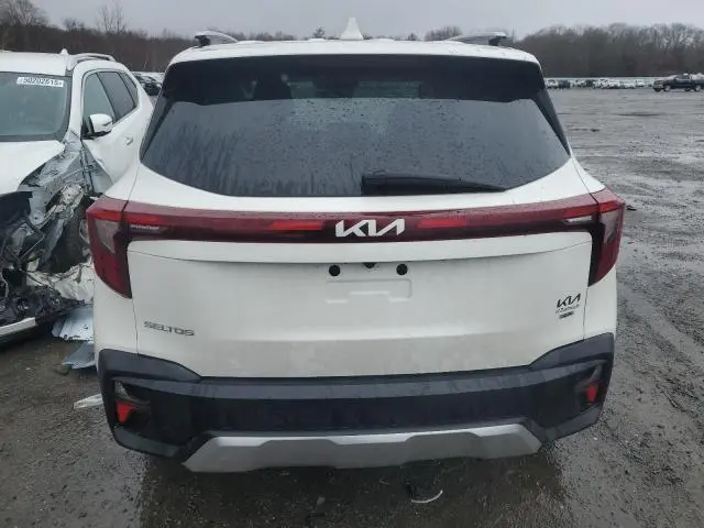 2024 KIA SELTOS EX  