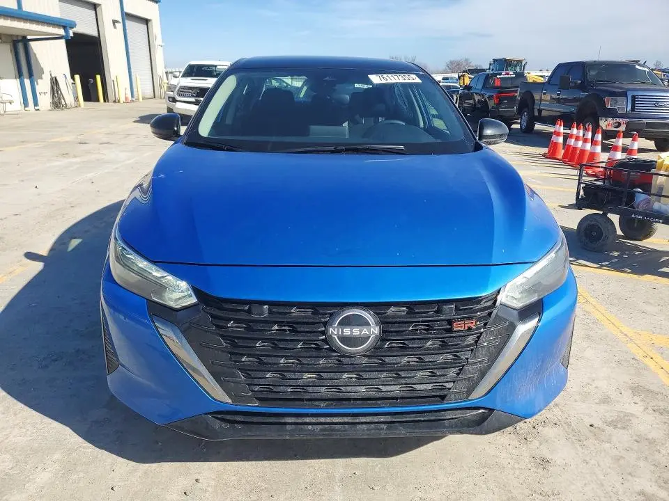 2025 NISSAN SENTRA SR  