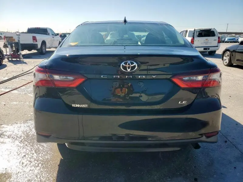 2021 TOYOTA CAMRY LE  