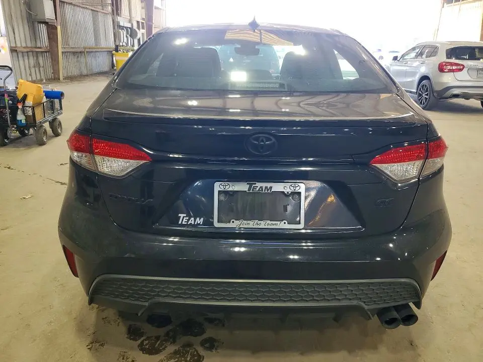 2022 TOYOTA COROLLA SE  