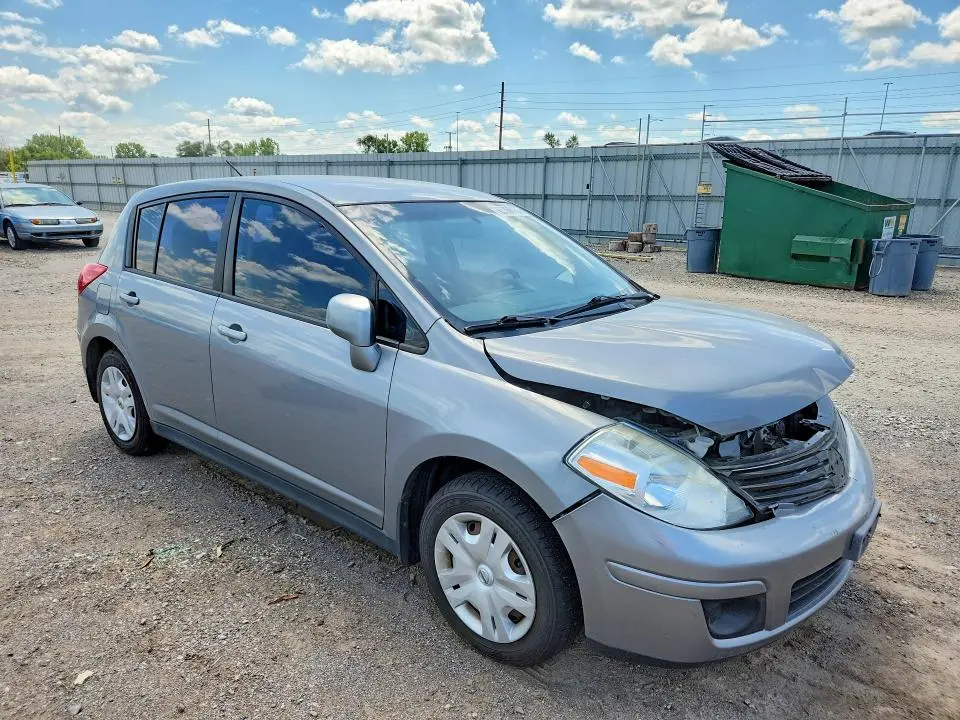 2012 NISSAN VERSA 1.8 S  