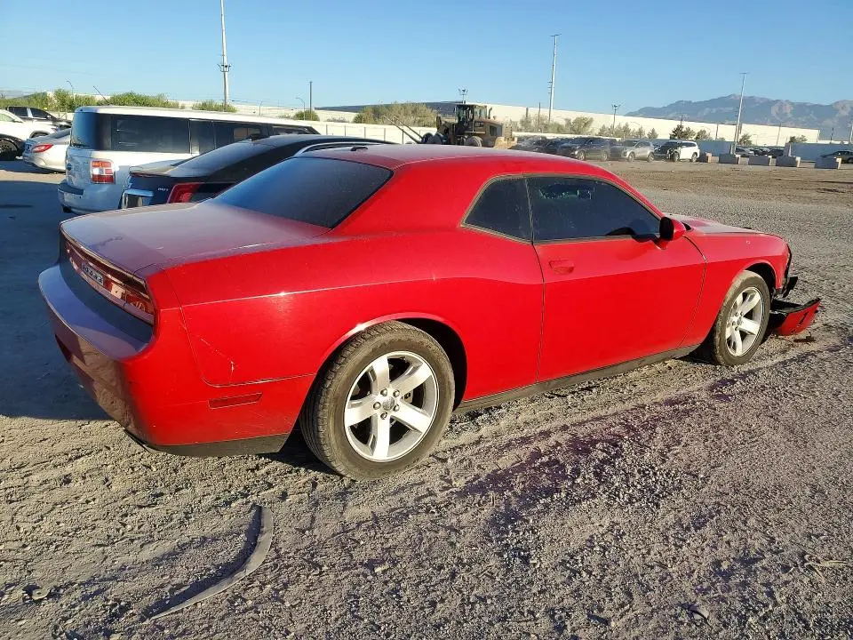 2012 DODGE CHALLENGER SXT  