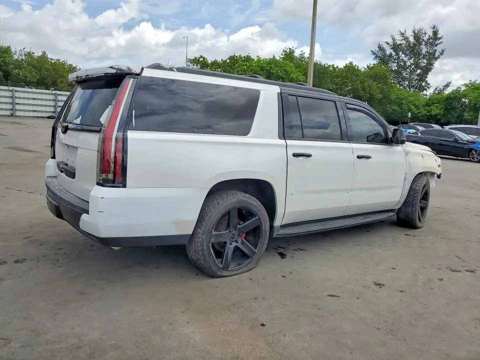 2016 CADILLAC ESCALADE ESV LUXURY  