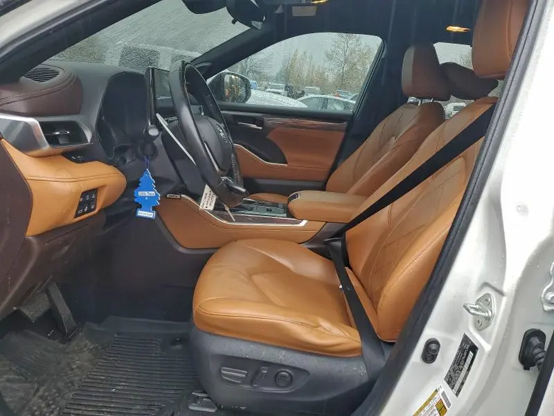 2020 TOYOTA HIGHLANDER HYBRID PLATINUM  