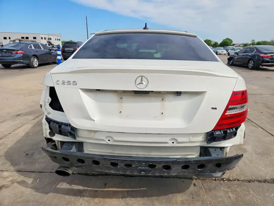 2013 MERCEDES-BENZ C 250  