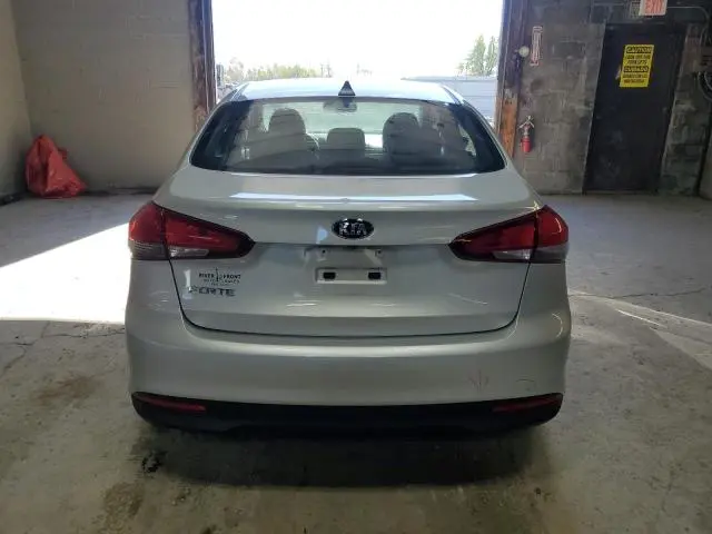 2018 KIA FORTE LX  