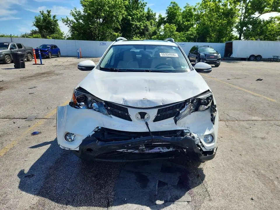 2014 TOYOTA RAV4 XLE  