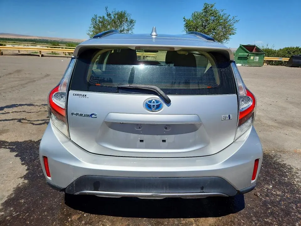 2018 TOYOTA PRIUS C TWO  