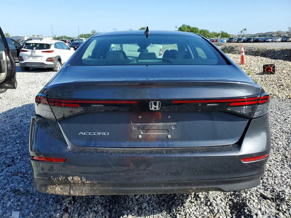 2023 HONDA ACCORD LX  