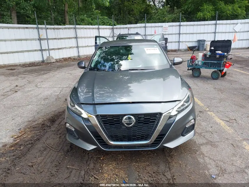2022 NISSAN ALTIMA SV FWD