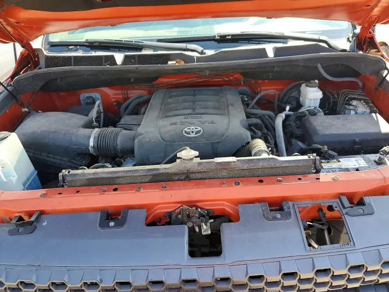 2018 TOYOTA TUNDRA CREWMAX SR5  