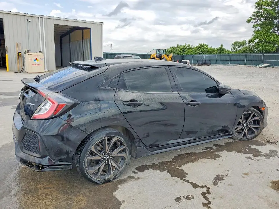2018 HONDA CIVIC SPORT  