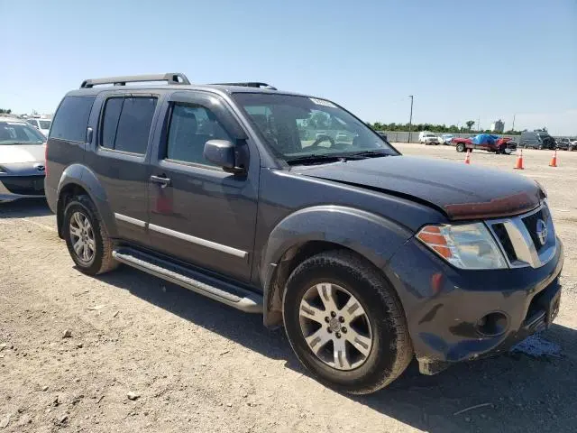 2011 NISSAN PATHFINDER S  
