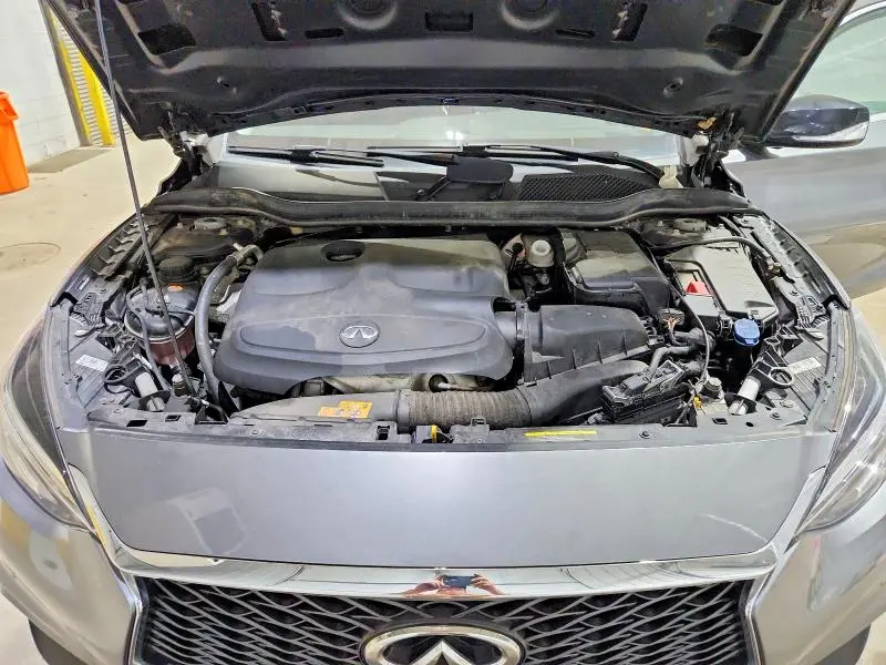 2018 INFINITI QX30 PREMIUM  