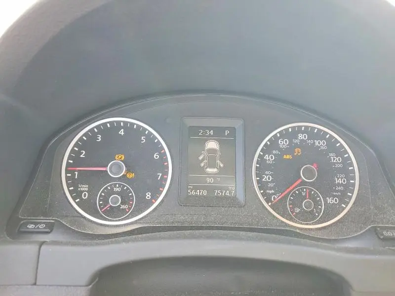 2017 VOLKSWAGEN TIGUAN S  