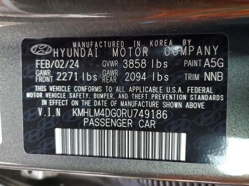 2024 HYUNDAI ELANTRA SEL  
