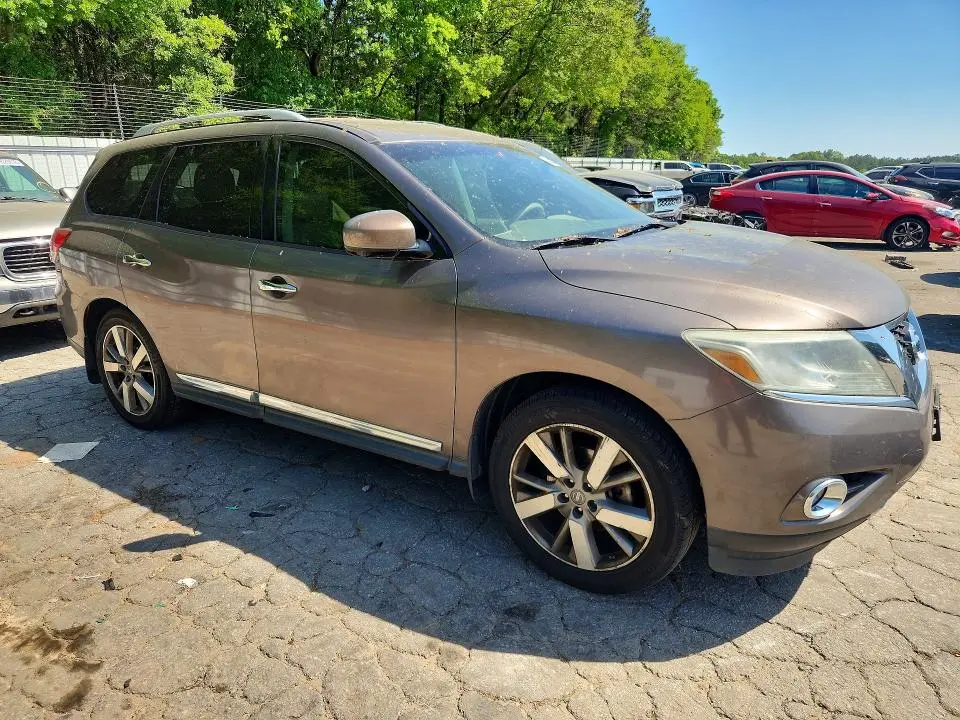 2013 NISSAN PATHFINDER S  