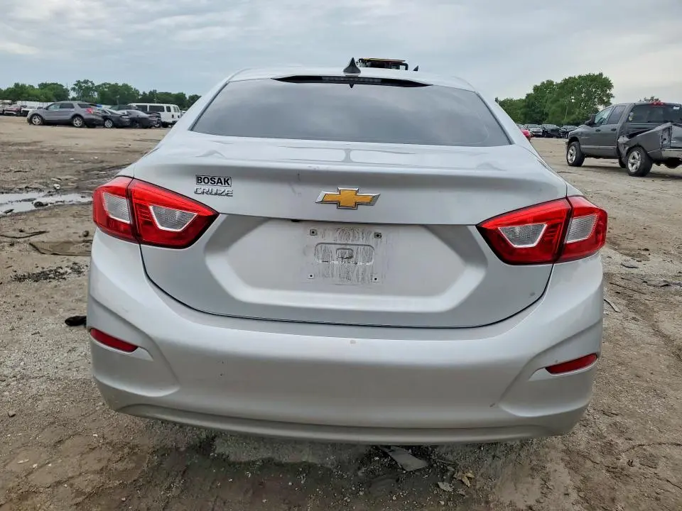 2018 CHEVROLET CRUZE LS  
