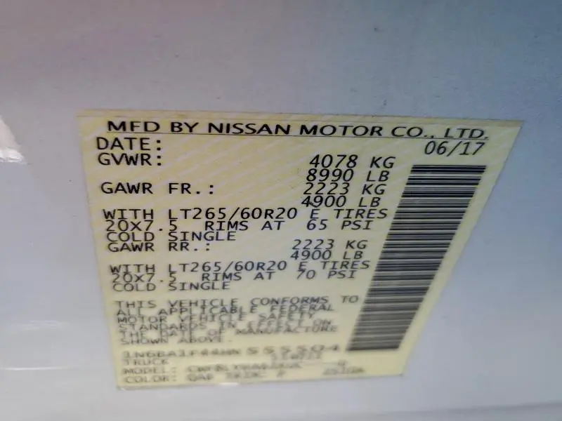 2017 NISSAN TITAN XD SL  