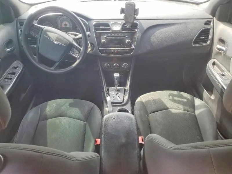 2012 CHRYSLER 200 LX  
