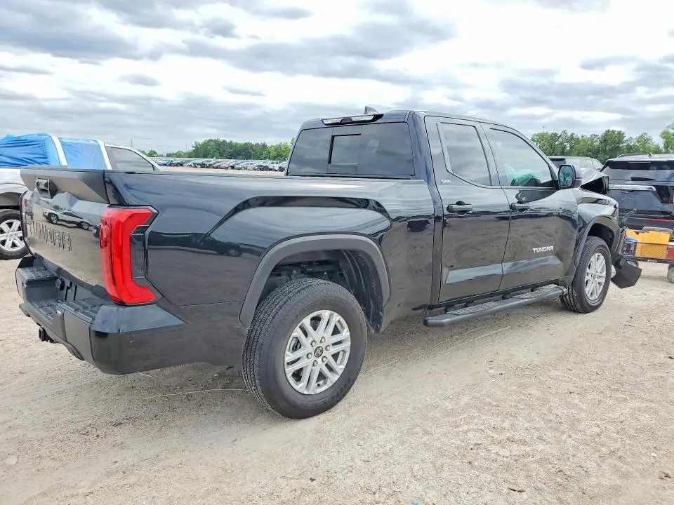 2023 TOYOTA TUNDRA SR5  