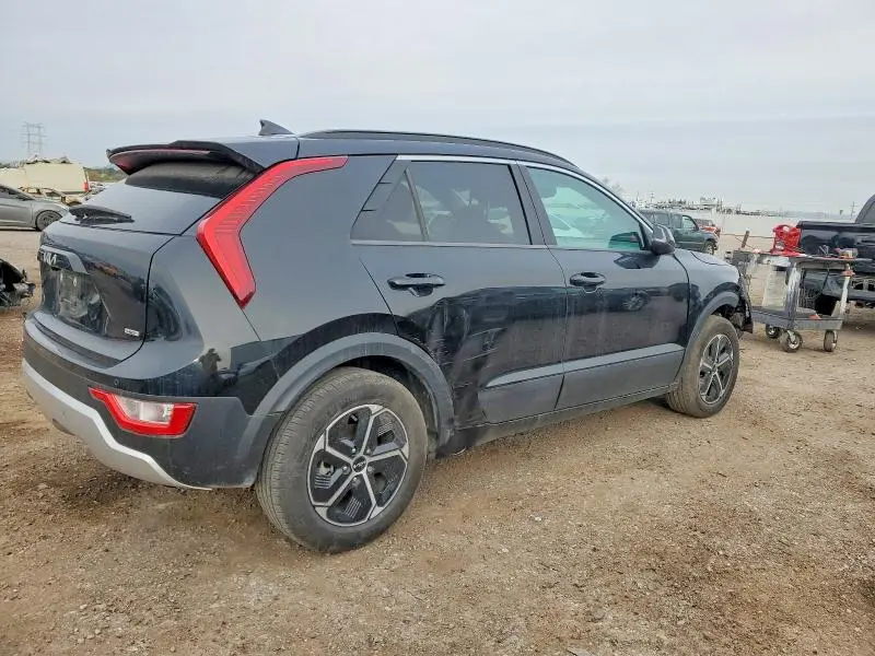 2024 KIA NIRO EX  