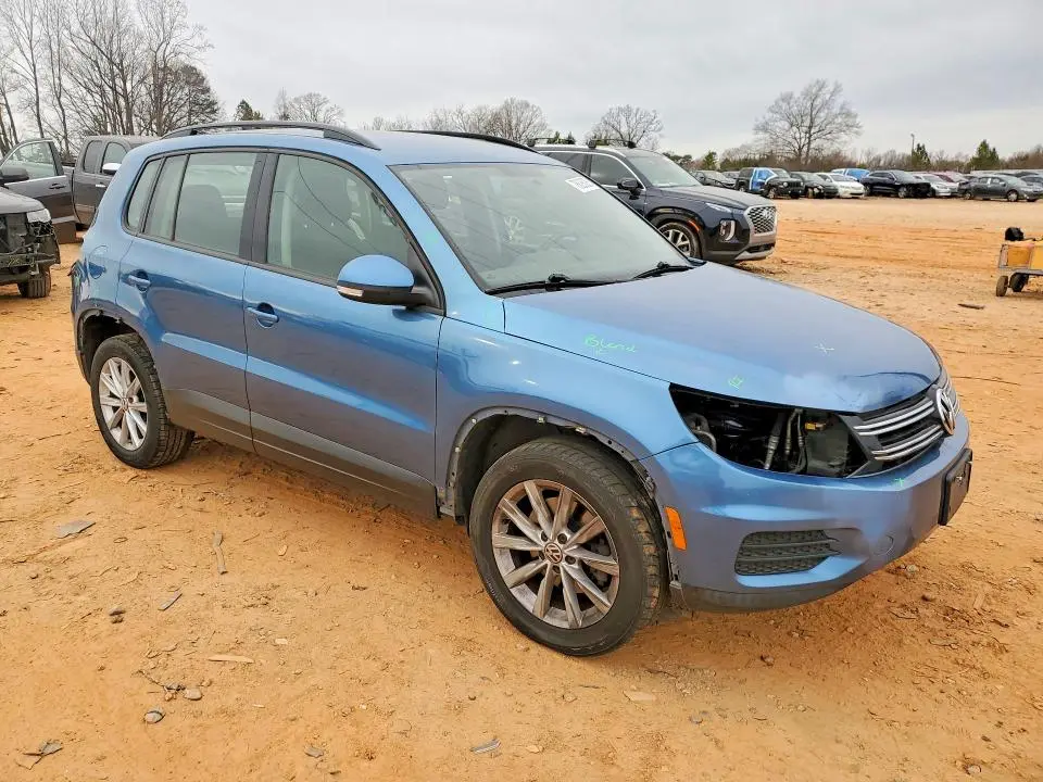 2017 VOLKSWAGEN TIGUAN S  