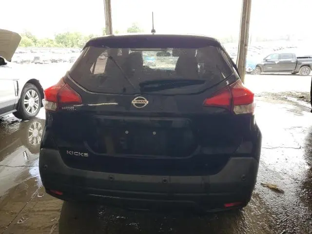 2020 NISSAN KICKS S  