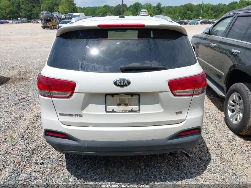 2017 KIA SORENTO 2.4L LX