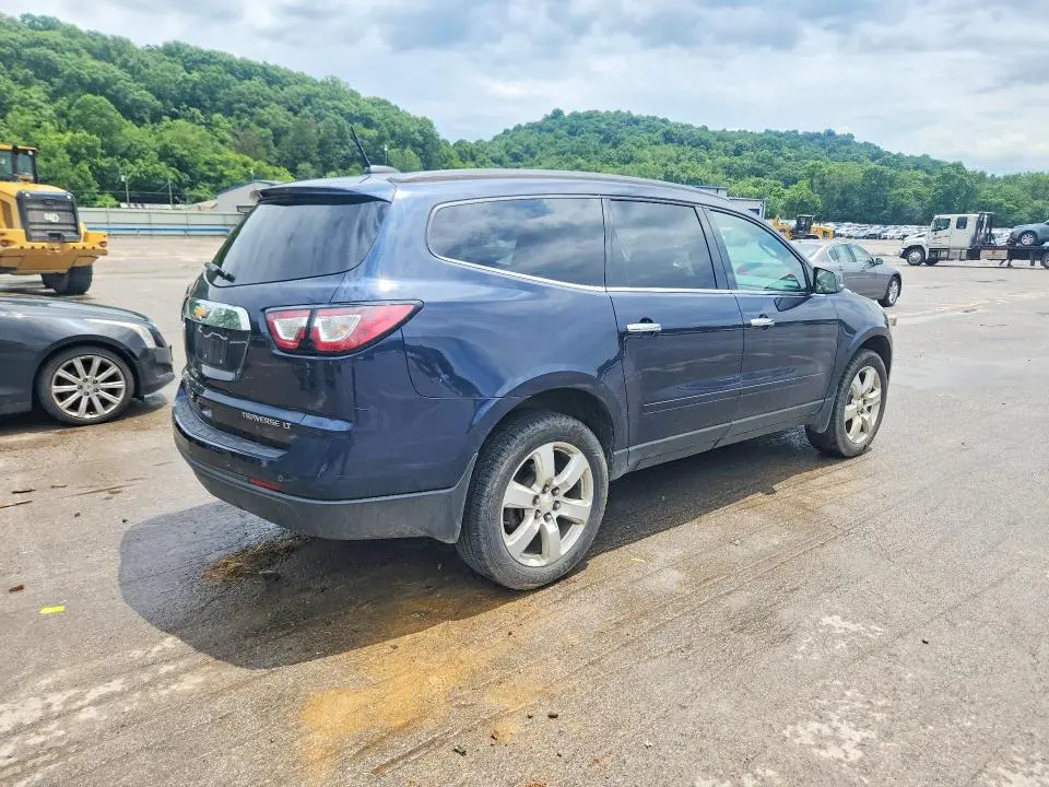2016 CHEVROLET TRAVERSE LT  