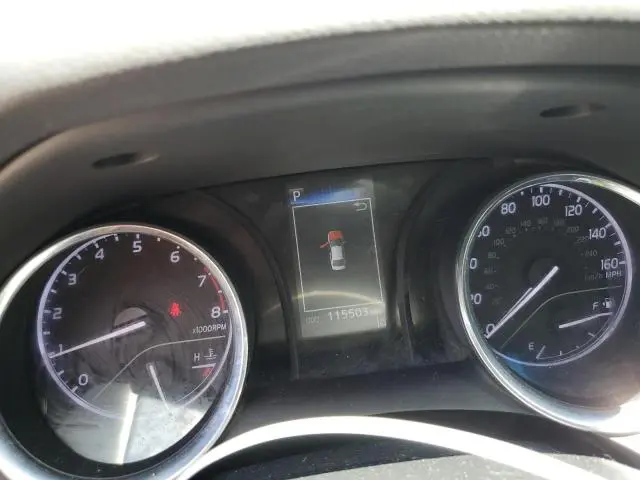 2020 TOYOTA CAMRY SE