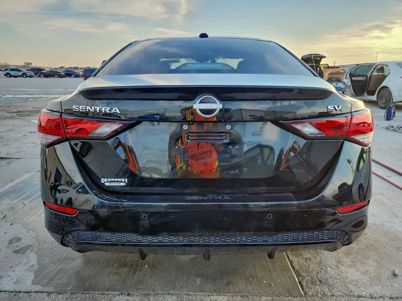 2024 NISSAN SENTRA SV  