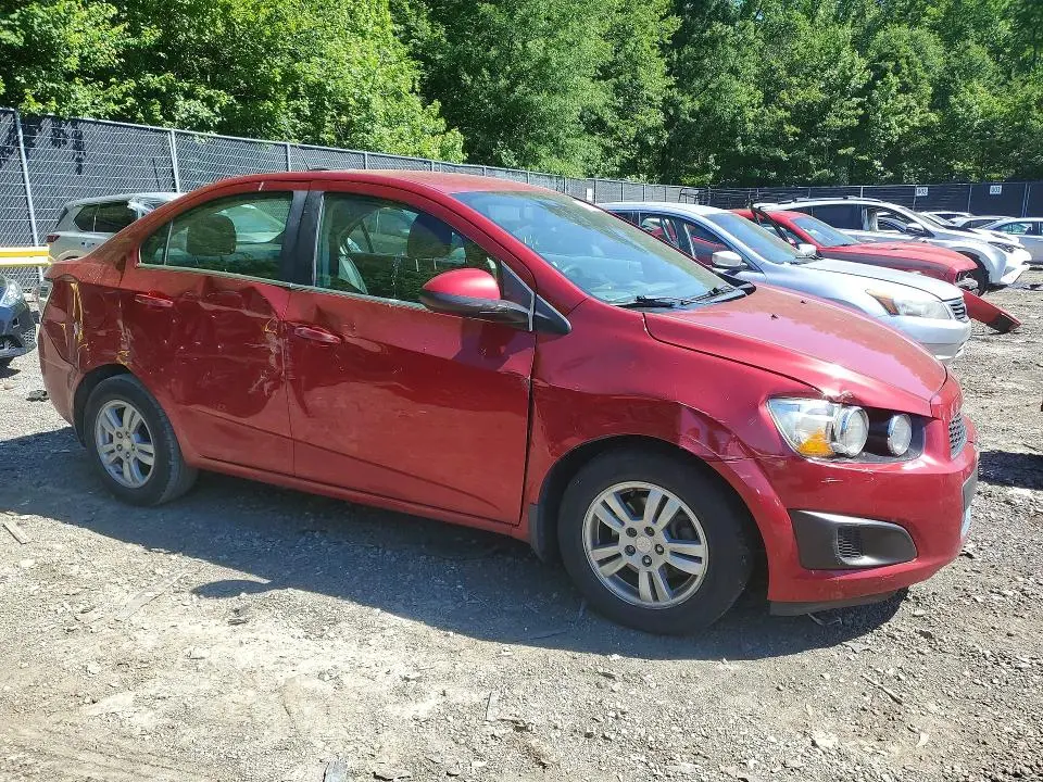 2016 CHEVROLET SONIC LT  
