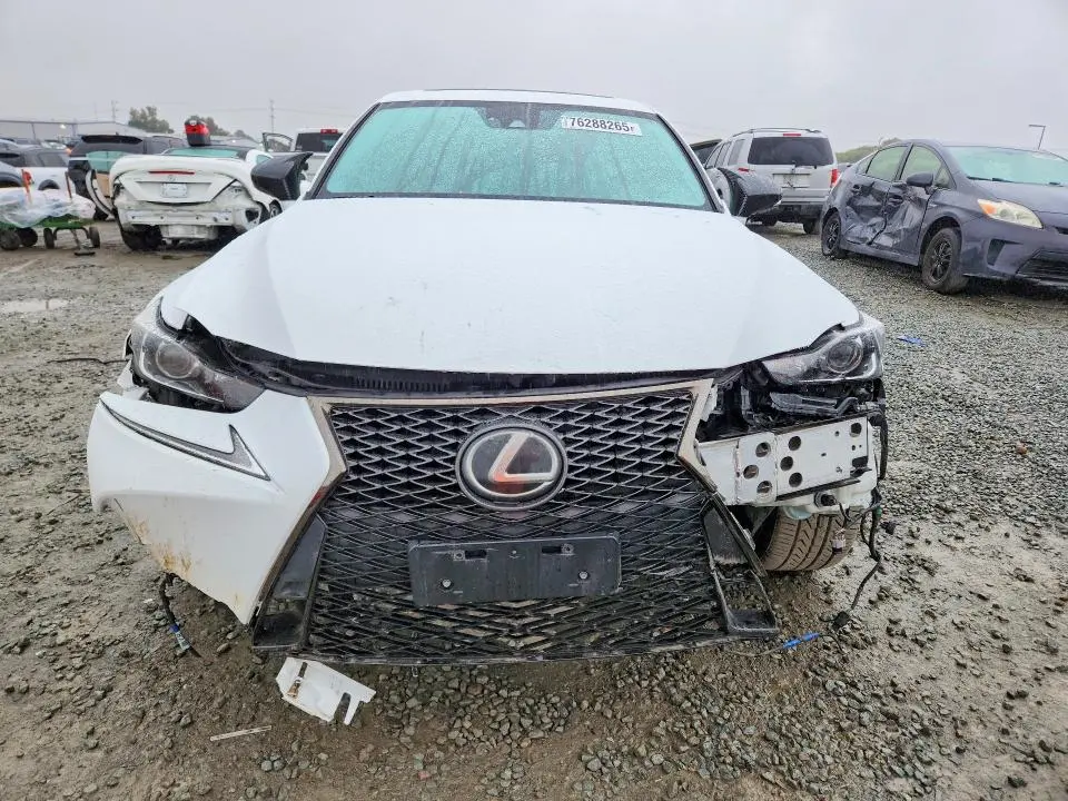 2018 LEXUS IS 300  