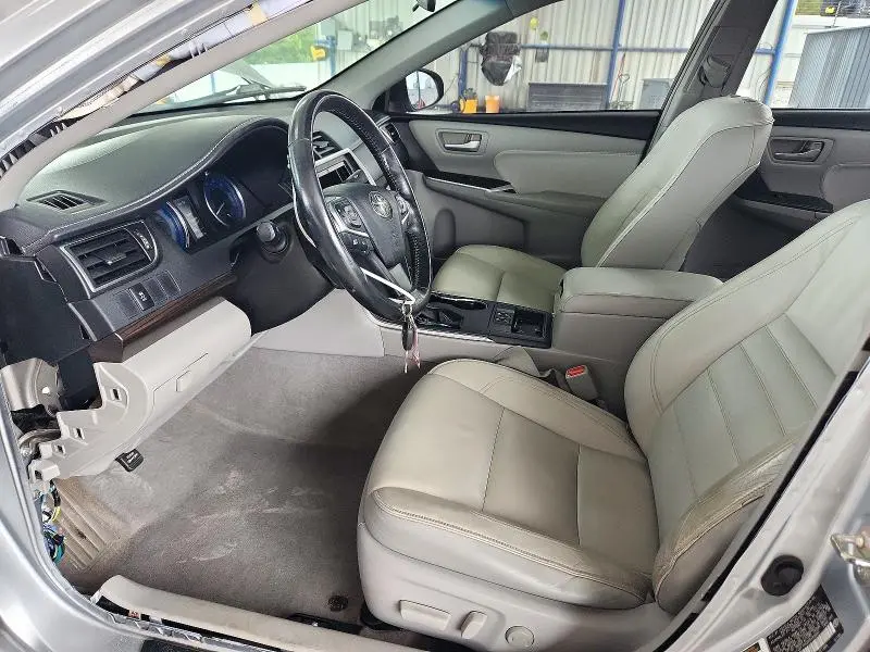 2015 TOYOTA CAMRY XLE  