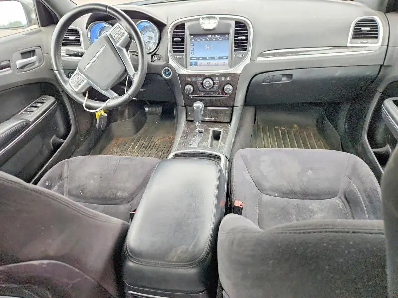 2011 CHRYSLER 300   