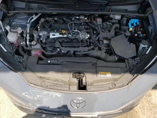 2023 TOYOTA PRIUS LE  