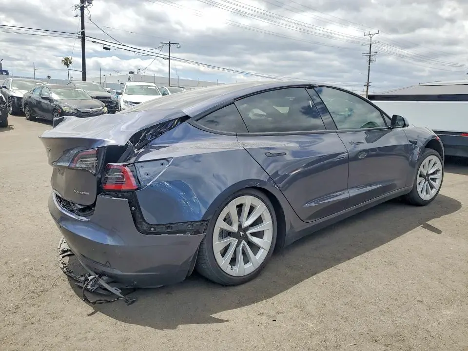 2022 TESLA MODEL 3   