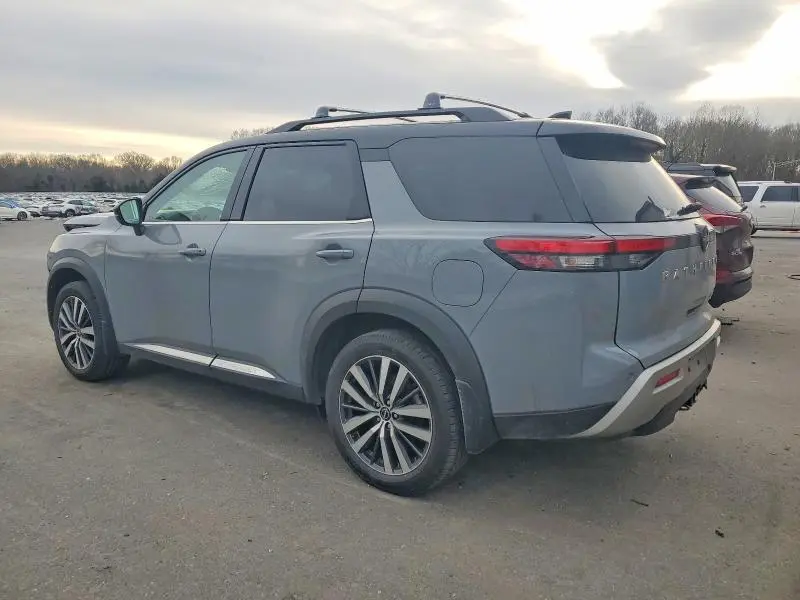 2022 NISSAN PATHFINDER PLATINUM  