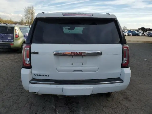 2018 GMC YUKON DENALI  
