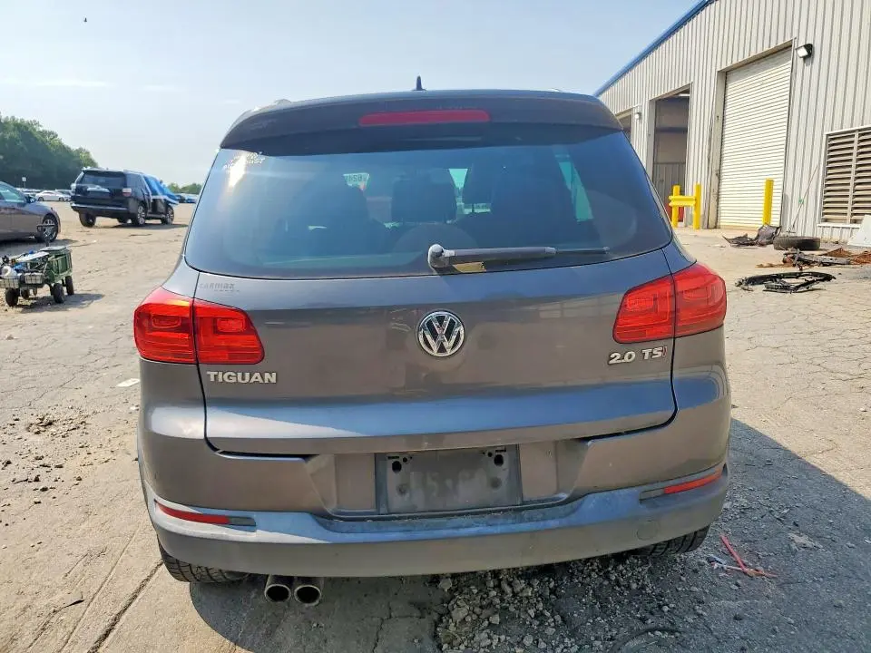 2014 VOLKSWAGEN TIGUAN S  