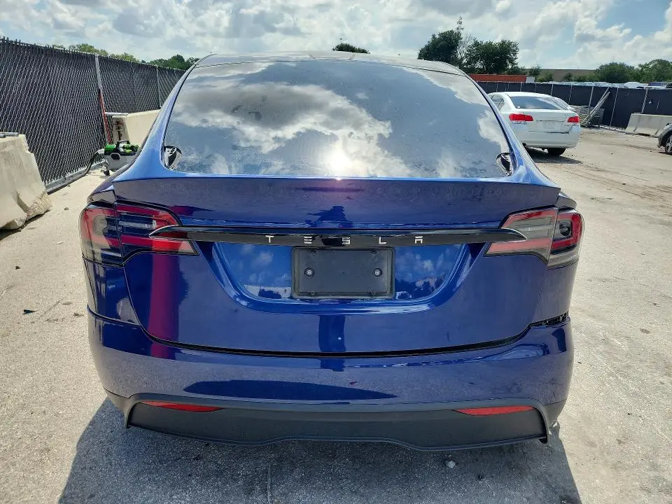 2024 TESLA MODEL X   