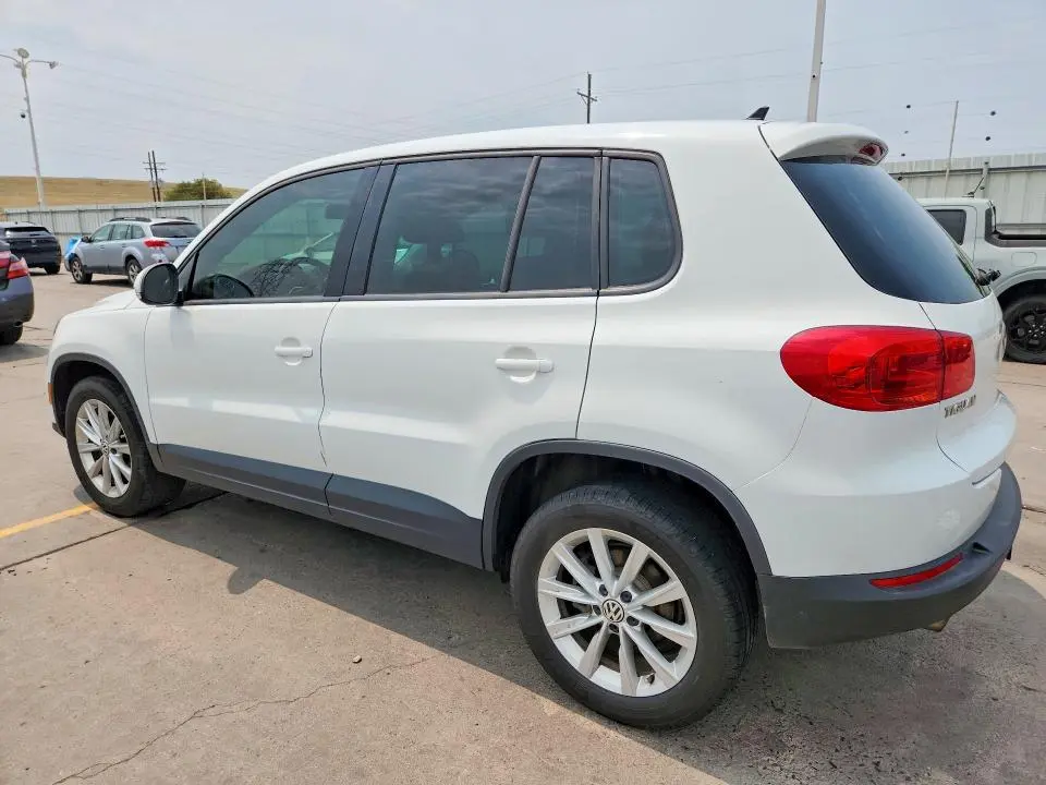2014 VOLKSWAGEN TIGUAN S  