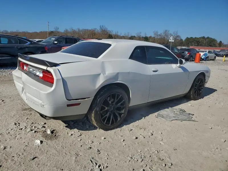 2012 DODGE CHALLENGER SXT  