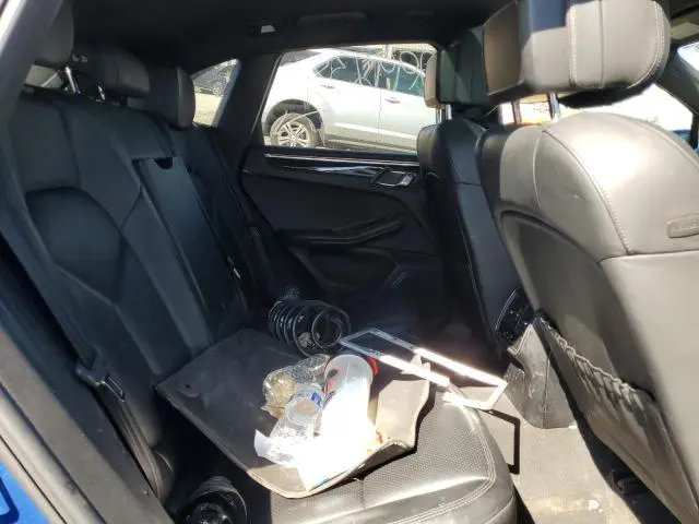 2016 PORSCHE MACAN S